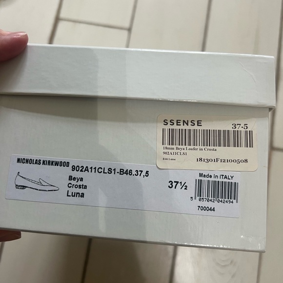 Nicholas Kirkwood Suede Beya Loafers in Luna - Picture 8 of 12